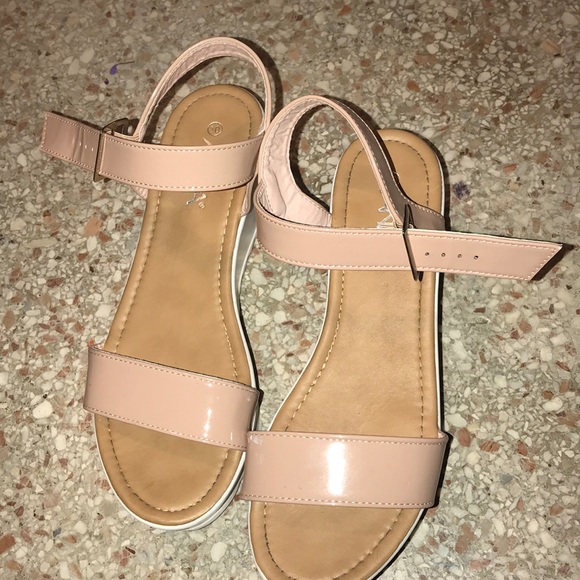 Pink platform shoes - Picture 2 of 3